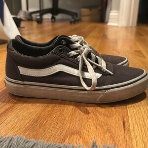 Vans - women’s size 8